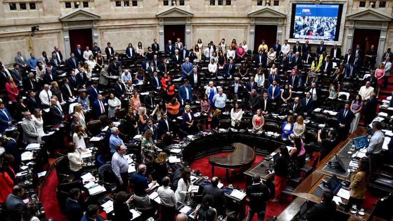 SE LEVANTA LA SESIÓN. La ley Bases deberá volver a ser debatida en las comisiones.&nbsp;