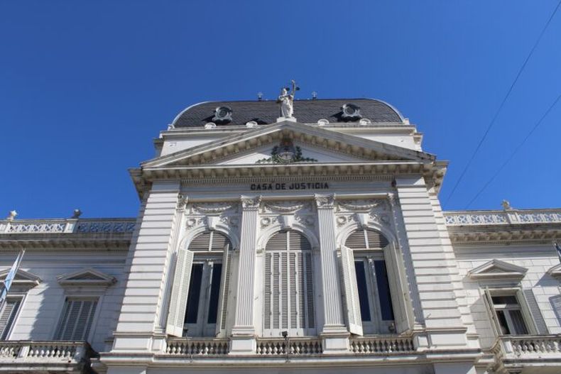 RECLAMO DE LOS JUDICIALES. La Suprema Corte de la provincia de Buenos Aires.
