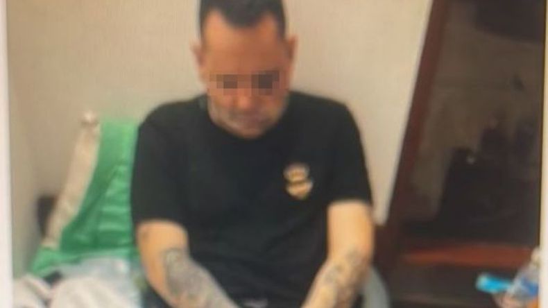 El empresario acusado de estafas en su país permaneció cautivo en una vivienda del barrio Parque Irizar. .
