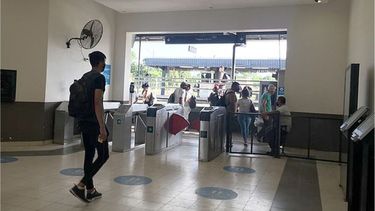 ESTACIÓN PILAR. El sistema está colocado. Se utiliza de acuerdo a la franja horaria..