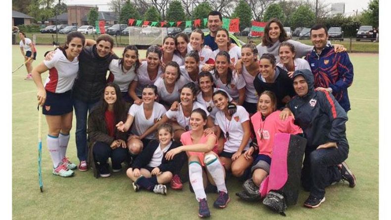 APERITIVO. La Intermedia de Santa Cata celebra el campeonato y sueña con el ascenso de Primera..