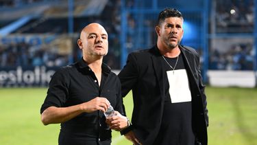 LA DUPLA. Favio Orsi y Sergio Gómez lograron la victoria más importante como entrenadores.&nbsp;