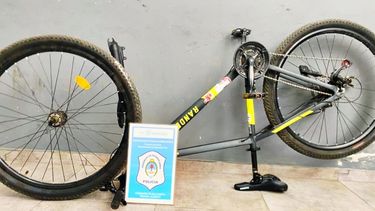La bicicleta robada en Manuel Alberti fue recuperada cuando era transportada en un automóvil por la ladrona y dos cómplices.&nbsp;