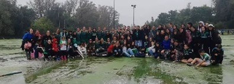 UN PASITO M&Aacute;S. Los Pinos logr&oacute; una victoria clave como local y busca concretar el ascenso en La Plata.