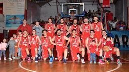 OCHO. El equipo de Sportivo, que sigue líder invicto en el Clausura..