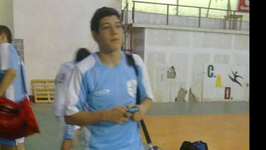 (Analía Cáceres). Juanpi Cáceres en Resistencia, disfrutando de su primer Argentino..