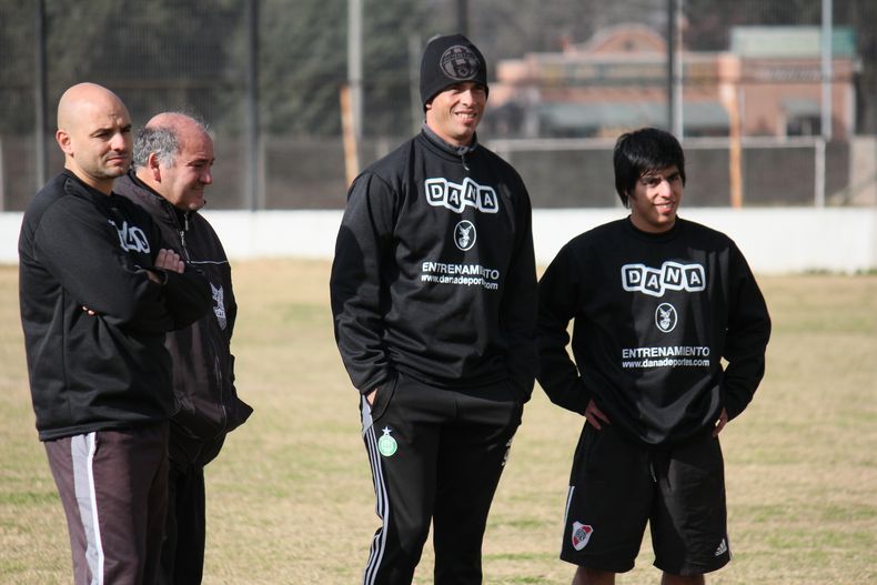 AÑO 2012. Orsi, Santángelo, el Negro Gómez y Nicolás Zárate (jugador). Así nacía la dupla.&nbsp;