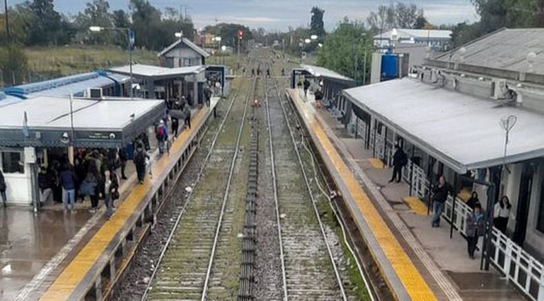 Estación de Pilar... Leonardo Elias Duarte Paz.