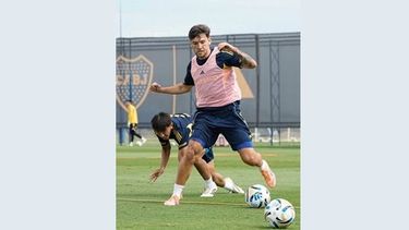 PELOTA. Rey Domenech afronta la pretemporada en el predio de Ezeiza. PELOTA. Rey Domenech afronta la pretemporada en el predio de Ezeiza.