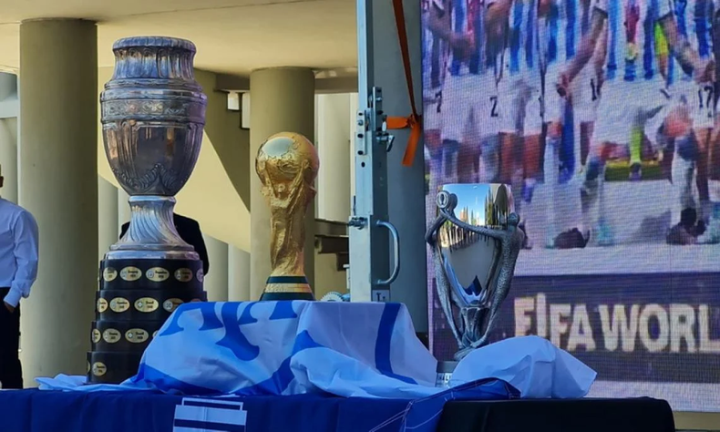 LAS TRES COPAS. América, la del Mundo y la Finalíssima, mañana sábado en Pilar.&nbsp;