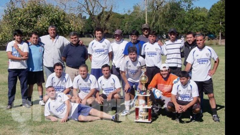 Cambren fue 3º al ganarle por penales a Real Madrid..