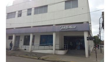 CARGO. Según la donación, el edificio no podía cambiar de dueños..