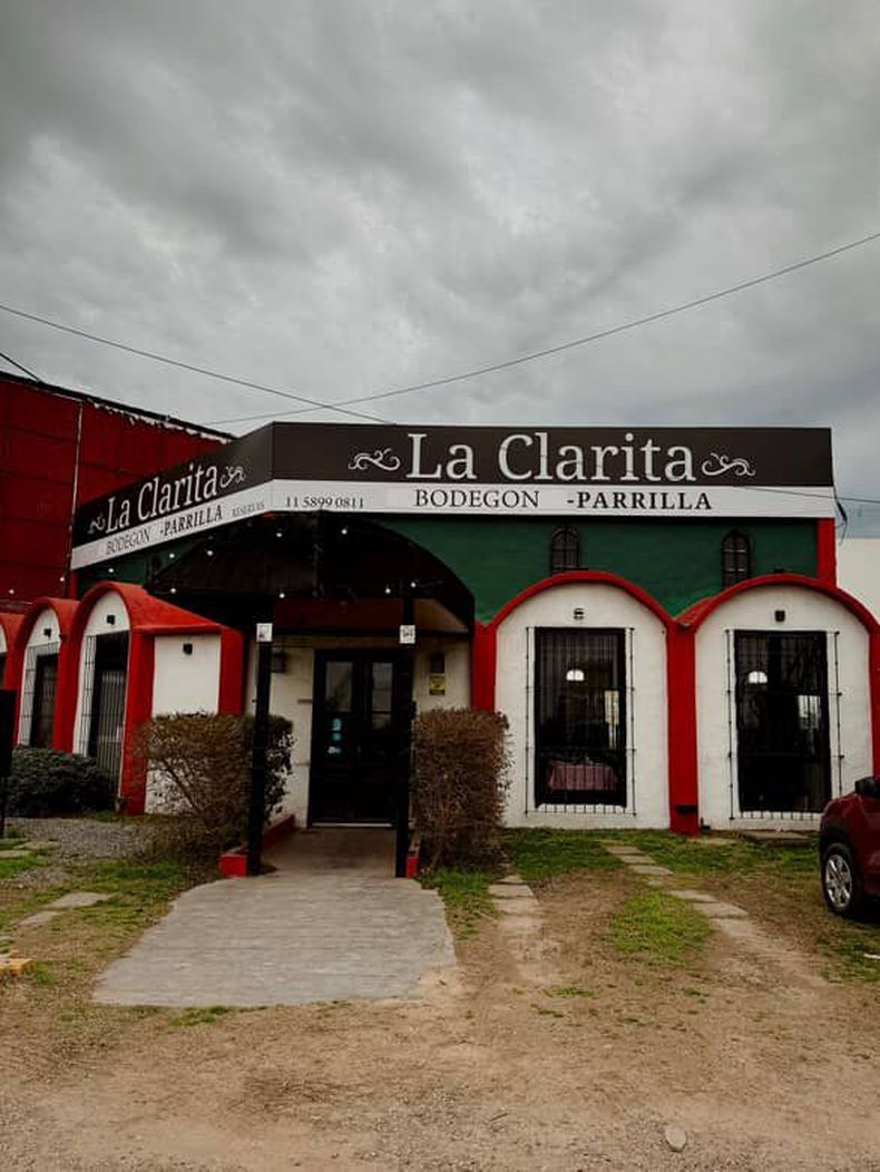 La Clarita está ubicado en el kilómetro 42,5 de la Panamericana.&nbsp;