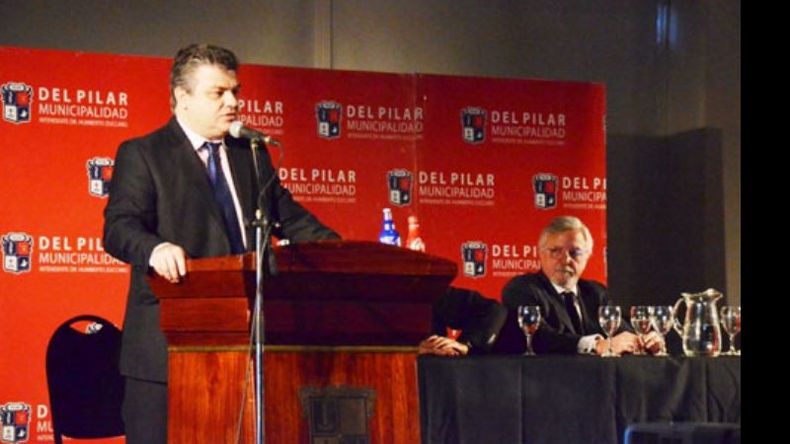 Nuevo embajador. El presidente de Exal Argentina, Rubén Yan-torno, fue designado embajador de Buenos Oficios del Partido del Pilar en el Mundo y comparte ese reconocimiento con Omar Romano Sforza, presidente de Bedson..
