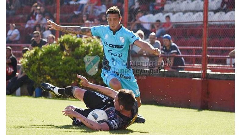 ASISTENCIA PERFECTA. Daniel González jugó todos los partidos completos en el Gasolero..