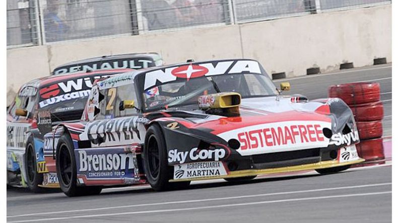 CUESTA ARRIBA. Rossi quedó 9º en el playoff, a 27,5 puntos del líder, Canapino..
