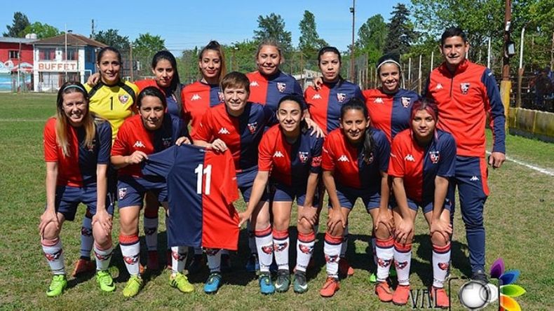 El equipo femenino de Don Torcuato goleó y sueña con el título..