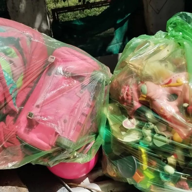 La Red de Costureras Solidarias ya recibió las primeras donaciones.