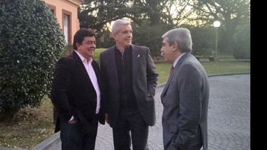 MOSQUETEROS. Espinosa, Domínguez y Fernández, en Olivos..