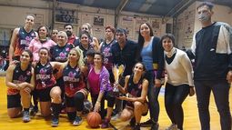 DIABLAS. Sportivo se quedó con la copa femenina tras derrotar anoche 44-40 a Derqui. .