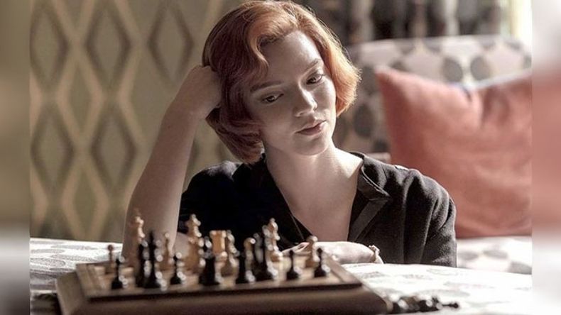 PRODIGIO. Anya Taylor-Joy encarna a Beth Harmon una prodigio del ajedrez en los años 60..