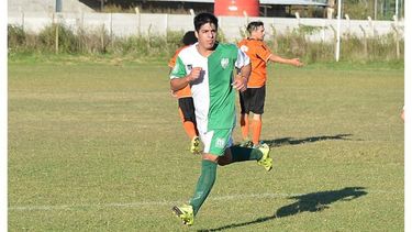 CANTALO. Nicolás Zárate, la carta de gol del Verde..