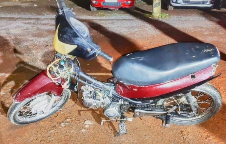 La motocicleta utilizada por el delincuente para desplazarse y escapar de la policía.&nbsp;