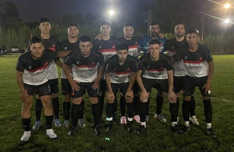 TRIUNFO. Villa Rosa ganó en casa y frenó el envión de Monterrey.