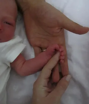 Bombazo en redes: Oriana Sabatini y Paulo Dybala presentaron a su hija Gia Bombazo en redes: Oriana Sabatini y Paulo Dybala presentaron a su hija Gia