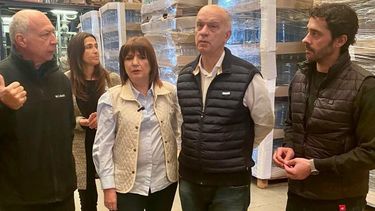 RECORRIDA. Adrián Maciel con Bullrich y Grindetti, en el Parque. &nbsp;