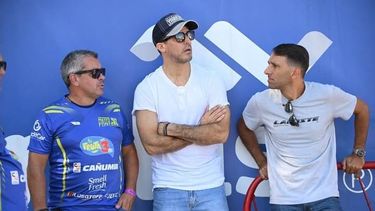 Rossi junto a Fontana y Morgenstern, en la previa al inicio de la Copa Rotax en Buenos Aires. Rossi junto a Fontana y Morgenstern, en la previa al inicio de la Copa Rotax en Buenos Aires.