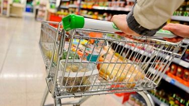 Cuenta DNI mantiene descuentos en supermercados durante todo julio. Hay beneficios según el día de la semana y un 5% extra para jubilados y pensionados. &nbsp;