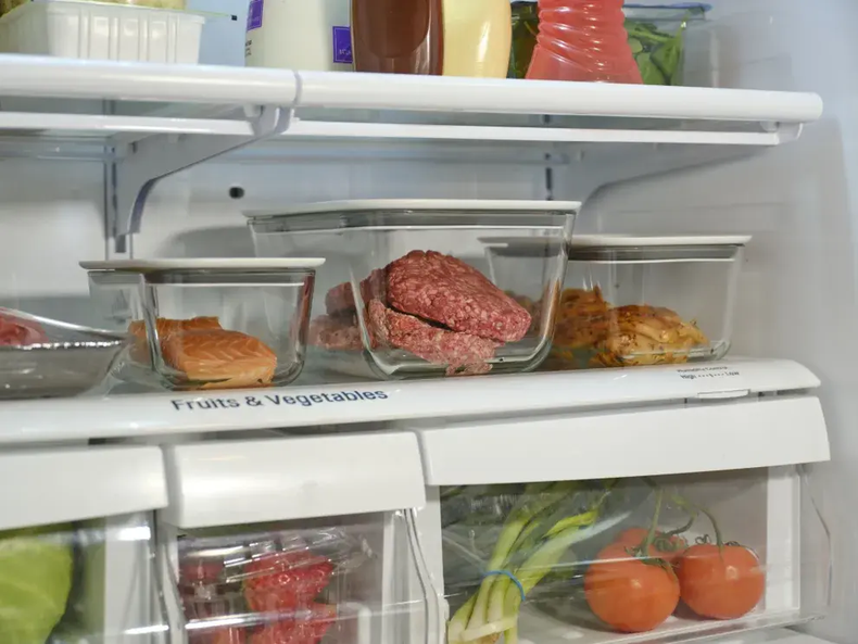 Corte de luz ¿Cómo conservar los alimentos de la heladera y el freezer? (Getty)..png
