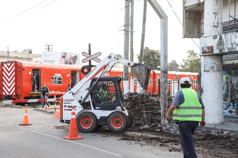 INICIO DE LOS TRABAJOS. Incluyen veredas y mejoras en la zona comercial.