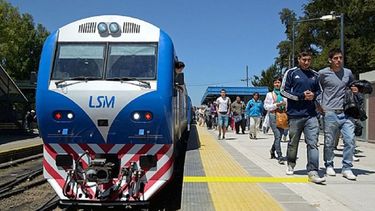 PARO. Los trenes dejaron de circular a la medianoche..
