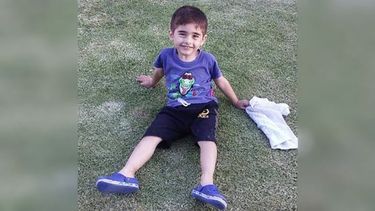 UNA SONRISA. Bastian tiene 4 años y necesita su tratamiento..