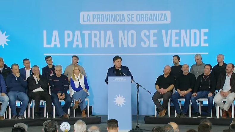 PLENARIO. La Provincia se organiza, la patria no se vende fue la consigna.