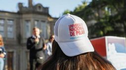 UNIVERSIDAD DE PILAR. Un pedido que ya se hizo gorra. .