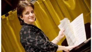 Anna Brenna cerrará el ciclo..