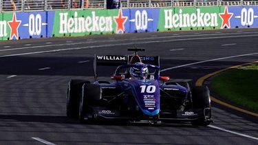 A CORRER. El auto del MP Motorsport de Colapinto respondió al exigente trazado australiano.