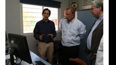 CAMBIO. Ahora, cada oficina y consultorio del centro tendrá su computadora..