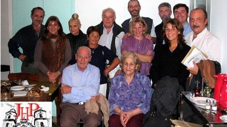 Algunos de los fundadores, entre ellos José Sánchez (sentado)..
