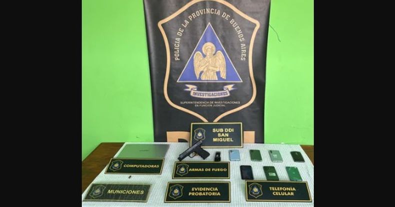 En la casa del adolescente de San Miguel se halló al menos un arma.
