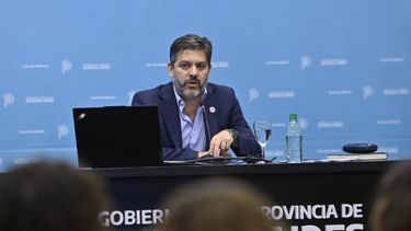 APOYO. Carlos Bianco ya se había mostrado a favor de que se permitan las reelecciones.