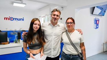 INAUGURACIÓN. Federico Achával recorrió la nueva oficina del Registro Civil.