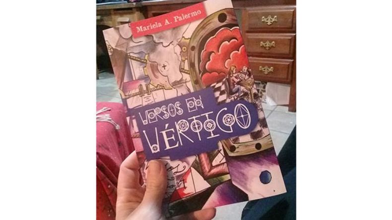 “VERSOS EN VÉRTIGO”. El libro se presenta en octubre..