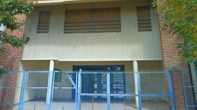 Roban un colegio
