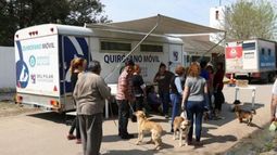 Este lunes (30) y martes (31), el quirófano móvil funcionará en la plaza de Astolfi..