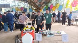 El auto de los alumnos de la Técnica N°2 de Presidente Derqui fue exhibido en la Expo ETP Región 11. El auto de los alumnos de la Técnica N°2 de Presidente Derqui fue exhibido en la Expo ETP Región 11.