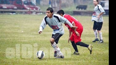 Flecha dejó en el camino a Villa Rosa y Toro..